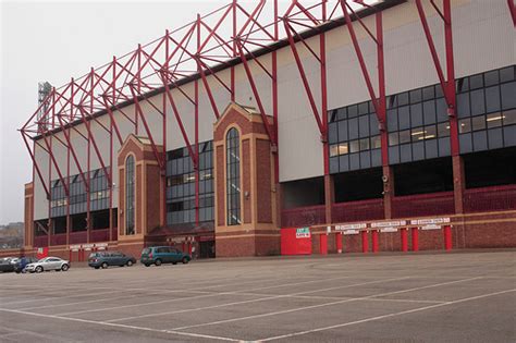 Barnsley FC – Oakwell Stadium, Grove Street, Barnsley, S71 1ET