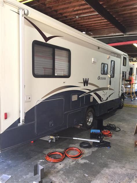 RV Leveling Systems & Camper Leveling System Service