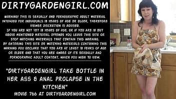 Dirtygardengirl Take Bottle In Her Ass Anal Prolapse In The Kitchen