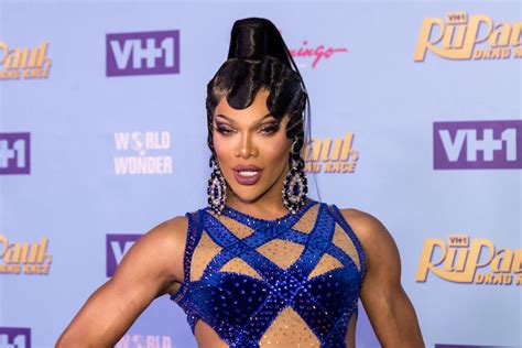 RuPaul Interrupts 'Drag Race All Stars 8' Drama, Convinces Kahanna ...