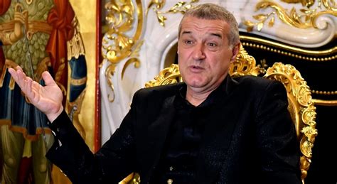 Gigi Becali îl ironizează pe ultrasul CSA Steaua fost jurnalist