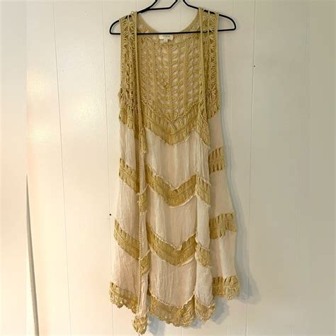 Umgee Crochet Fringe Cream And Tan Open Vest S Gem