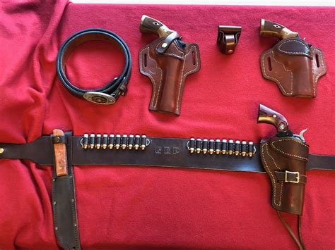 Revolver holster perfection! - Jackson LeatherWork, LLC