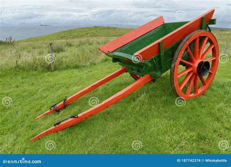 Old Farm Cart Editorial Stock Image Image Of Scotland 187742374