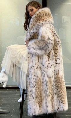 Haughty Goddesses In Fur Ideas In Fur Fur Fashion Fur Coat