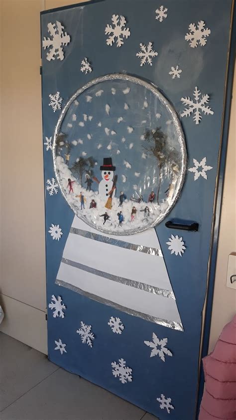 Pin By Virginia On Decoracion Puerta Diy Christmas Door Diy