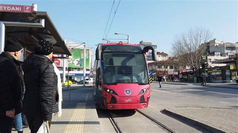 Bursa da Tramvayla Kent Meydanı Heykel Kent Meydanı Arasında