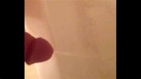 Pissing XVIDEOS