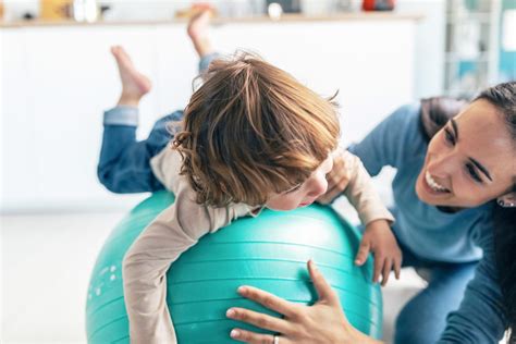 Sportübungen für Kinder Für mehr Bewegung HABA