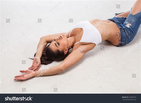 Beautiful Blonde Girl Sexy Fitness Posing Stock Photo 650289733 Shutterstock
