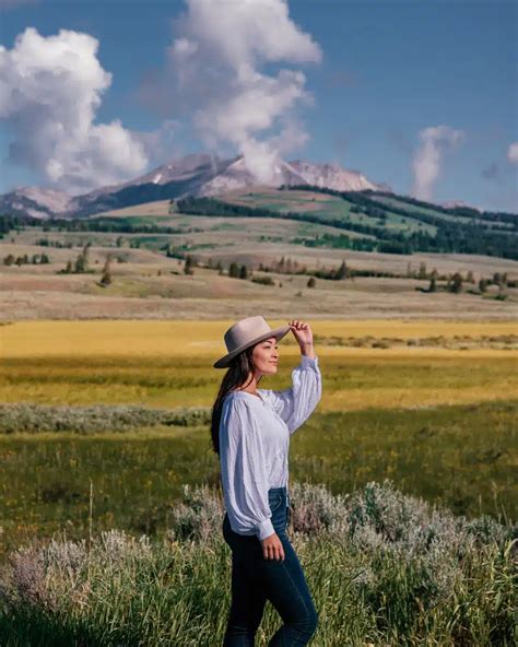 38 Best Photo Spots in Yellowstone National Park (w/ Map & Photos)