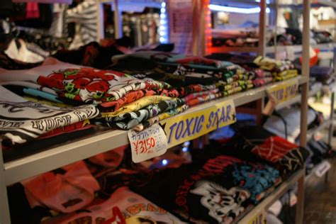 Dangerous Nude Sex Pot Revenge Men Womens Clothes Osaka Japanese Heavy Metal Bands Blood