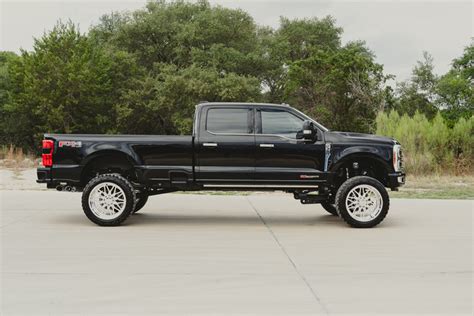 2023 FORD F350 LIMITED