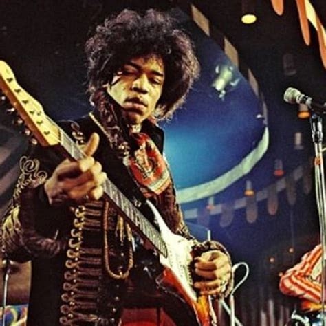 The 12 Best Jimi Hendrix Guitar Solos | Complex