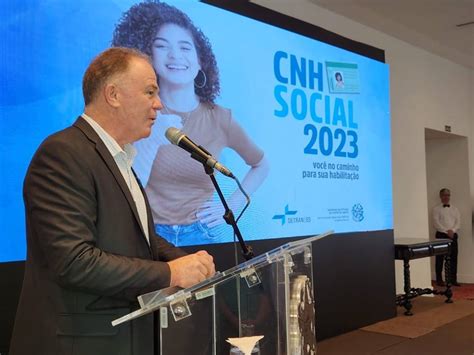 CNH Social inscrições abertas para 3 500 vagas foco na