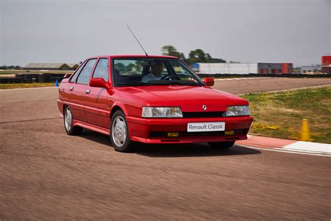 Renault 21 Turbo 1987 1994 40 Ans De Victoires En Turbo Pour