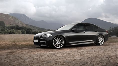 2048x1156 Bmw 5 Black Side View F10 Wallpaper Coolwallpapers Me