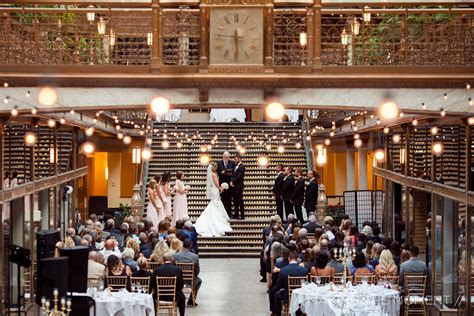 Cleveland Arcade Wedding Ceremony | Making the Moment Photography