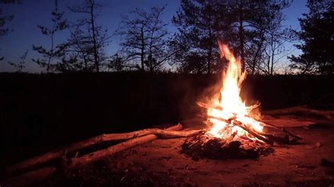 Entspannende Musik Soft Knisternden Lagerfeuer Sch Ne Piano