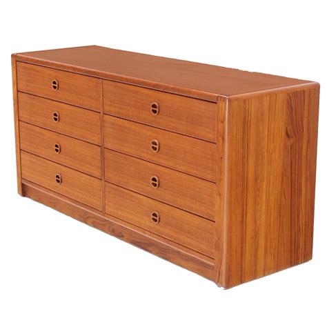 Mid Century Danish Modern Teak Low Drawer Credenza Chest Of Drawers