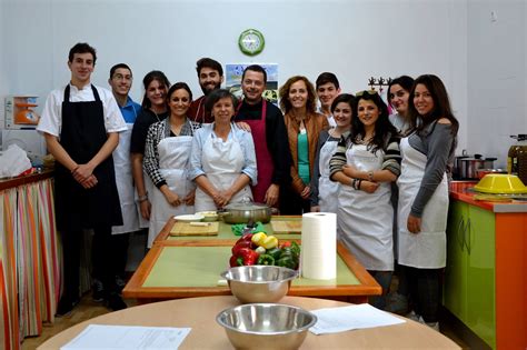 EN MARCHA EL TALLER MUNICIPAL DE GASTRONOMÍA ELABORANDO Y CREANDO