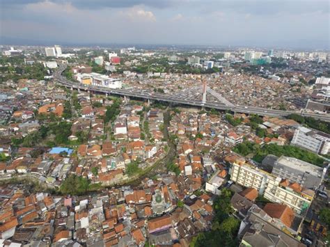 Perencanaan Teknis Skywalk Dibawah Flyover Pasupati PT MARATAMA