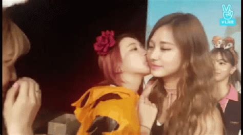 Twice Kpop Tzuyu Twice Cute Wasting Time Animated Cool