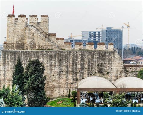 Old city gate in Istanbul stock photo. Image of road - 30119904