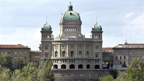 Bern Freiburg Wallis Umgebung Des Bundeshauses Darf Neu Gestaltet