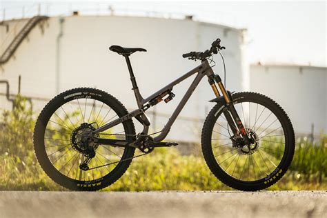 On Test The Commencal Meta Tr Signature