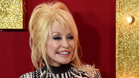 Dolly Parton Turns 75