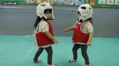 Girl Boxing GIFs - Find & Share on GIPHY