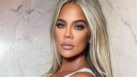 Khloe Kardashian Sends Fans Wild As She Shows Off New Icy Blonde Hair Mirror Online