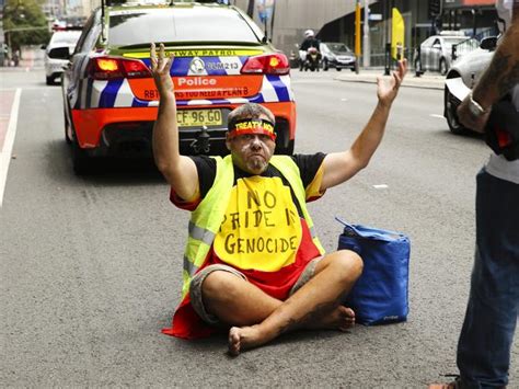 Australia Day Left Wing Protesters Turn Peaceful March Into Flag