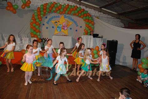 Ontem Teve Formatura Na Escola Pequenos Brilhantes JE Acontece