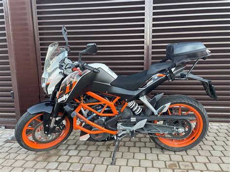 Купить б у KTM 390 Duke инжектор 6 передач в Санкт Петербурге белый naked bike 2014 года на