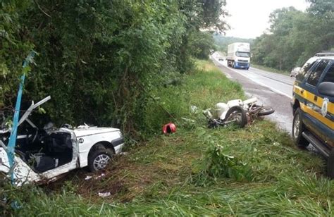 G1 Homem Morre E Outro Fica Ferido Em Colisão Entre Carro E Moto No