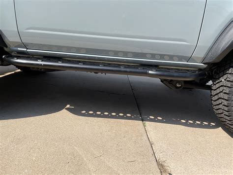 Photo request: ZRoadZ slider steps and pinch weld coverage on 2-door