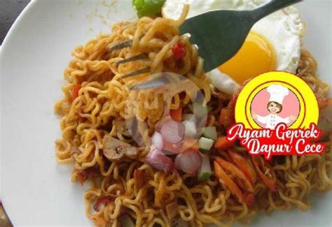 17 Restoran Mie Goreng Special Terenak Di Batam