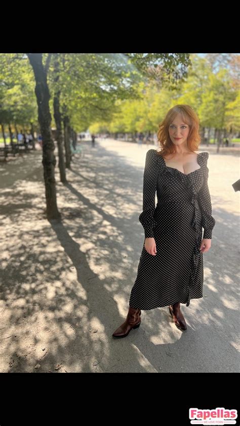 Christina Hendricks Aka Actuallychristinahendricks Nude Leaks Photo 9 Fapellas