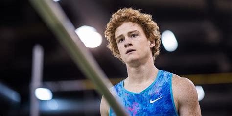 Shawn Barber campeón mundial de salto con garrocha muere a los 29 años