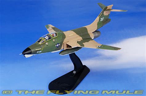 Hobby Master HA3703 - F-101 Voodoo Diecast Model, USAF 192nd TRS NV ANG ...