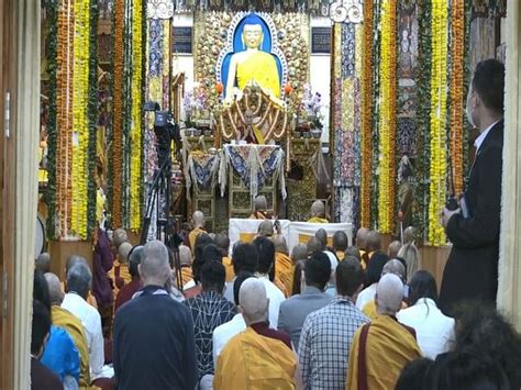 Tibetans Foreign Followers Offer Long Life Prayers For The Dalai Lama