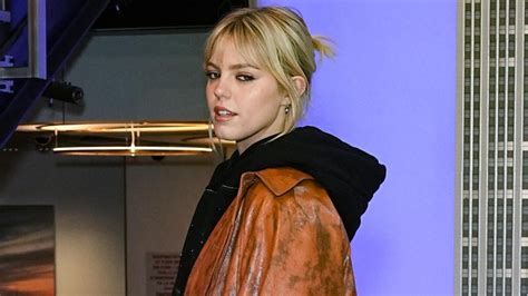 Everything Rene Rapp Has Said About Her Sex Lives Of College Girls Exit