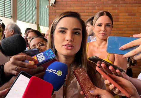 Não é partido que escolhe candidato é a população diz Bárbara do