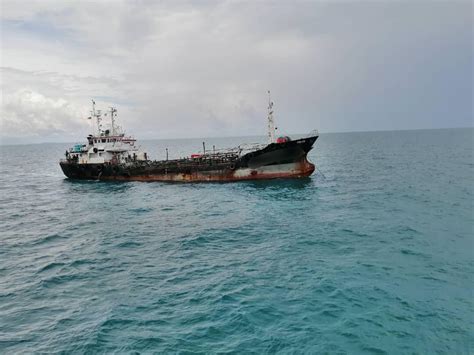 Kapal Tangki Dari Mongolia Ditahan Berlabuh Tanpa Kebenaran Di Perairan