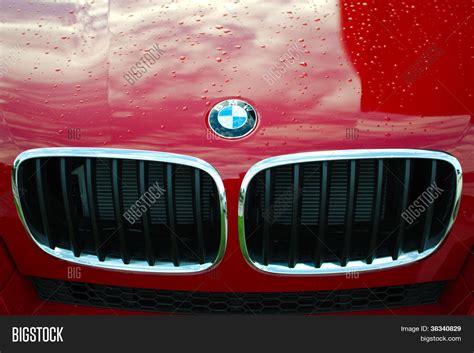 BMW Logo On Red Image & Photo (Free Trial) | Bigstock