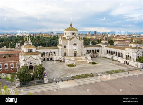 Vista A Rea Del Cimitero Monumentale Di Milano O Cementerio Monumental