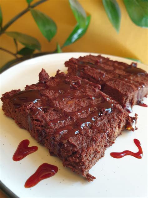 Édesburgonyás csokoládés vegán gluténmentes brownie recept Kézműves