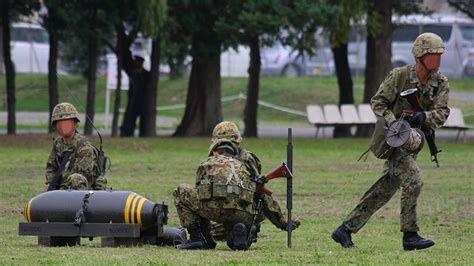 子どもの自衛隊に入隊希望したとき親としてどう向き合うべきか？サポートする方法│mataiku（マタイク）